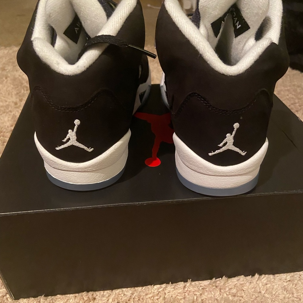 Jordan 5 Retro Moonlight (2021) (GS)